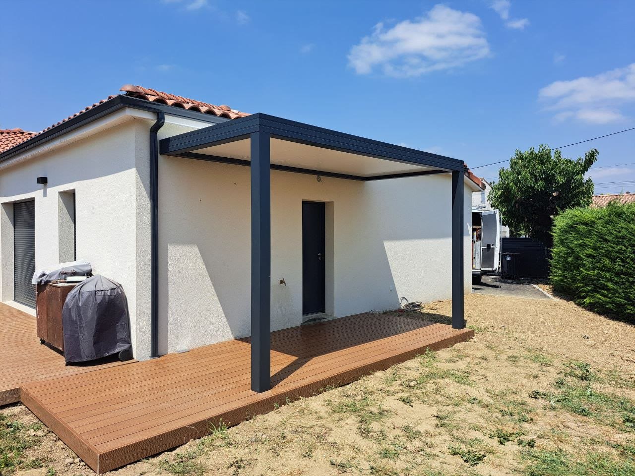 Terrasse composite et carport à Aussonne, autre vue